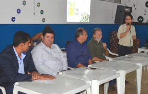 Anderson Zuza, vereador Edilon, prefeito Ricardo, Romano Pulzatto e Tais Nascimento na Oficina de Turismo de Itaquiraí