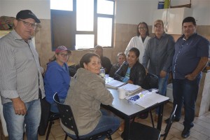 Vereadores Varley, Ney e Edilson e as agentes de Saúde Sandra, Fabiely, Neuza, Marizete, Jessica, e a técnica de enfermagem Ângela