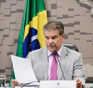 senador Nelsinho