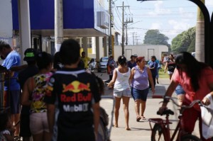 População nas ruas em MS atestam isolamento social em baixa. (Foto: Leonardo de França/Arquivo)