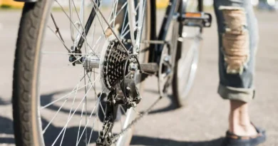 Criança de 10 anos furta bicicletas de academia a mando do padrasto