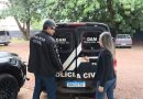 Homem invade delegacia para intimidar mulher após ameaçá-la