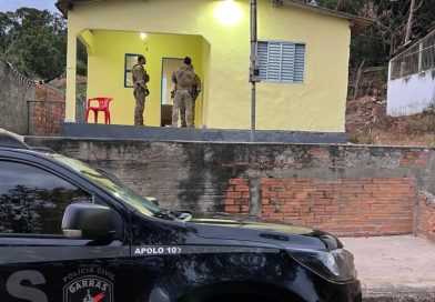 Suspeita de envolvimento em três homicídios em MS é presa no Mato Grosso