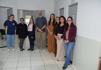 IGUATEMI: Jansen e Patrícia visitam Centro de Atendimento Especializado