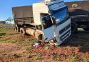 Acidente envolvendo moto e carreta deixa uma pessoa morta entre Tacuru e Amambai