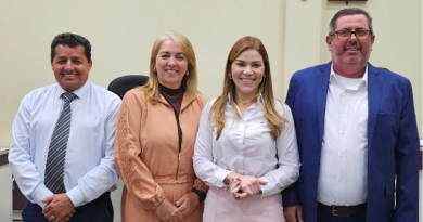 ITAQUIRAÍ: vereadora Ariadne é eleita presidente para 2027/2028