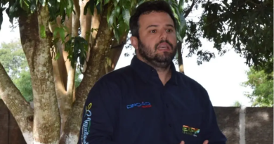 Secretário Desenvolvimento Econômico é designado para responder também pela Secretaria De Meio Ambiente e Turismo de Iguatemi Secretário Desenvolvimento Econômico é designado para responder também pela Secretaria De Meio Ambiente e Turismo de Iguatemi