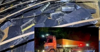 Carreta com quase 2 toneladas de maconha é apreendida em Mundo Novo