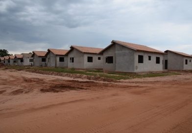 Obras habitacionais continuam avançando em Iguatemi