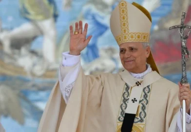 Papa Leão XIV é diagnosticado com câncer de pulmão após retirada de nódulo